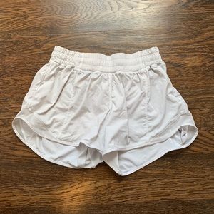 Lulu Lemon Hotty Hot 4” short, size 6, white